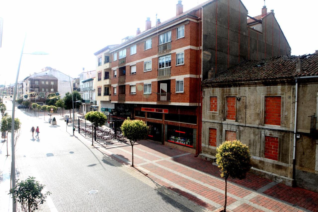 Apartamento Castilla ラス・ナバス・デル・マルケス エクステリア 写真